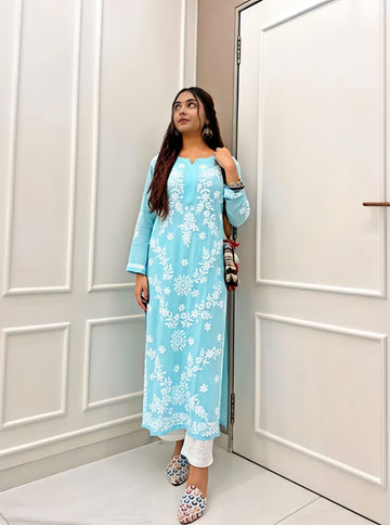 Chic Sky Blue Ethnic Kurta with Minimal Floral Design