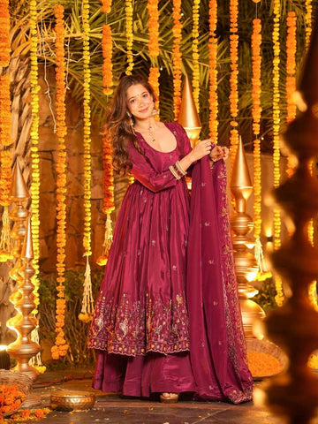 Heritage Inspired Anarkali Set With Elegant Flare