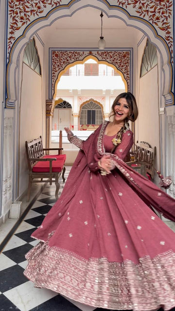 Elegant Ivory Chanderi Suit Set